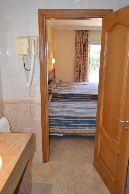 Hostal Leo d'Or Cala D´Or Habitación foto